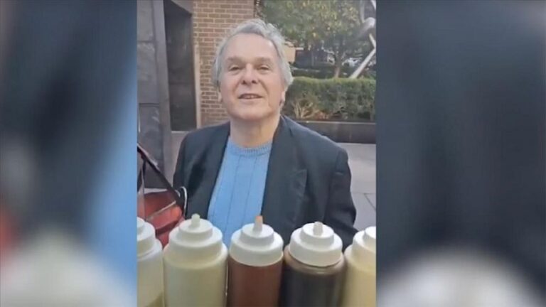 İslamofobik söylemleri nedeniyle tutuklanan eski ABD’li diplomat Seldowitz serbest bırakıldı