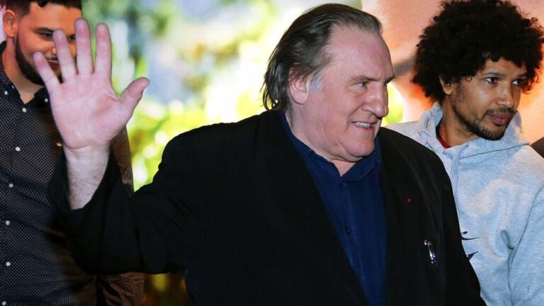 İsviçre televizyonu tecavüzle suçlanan Gerard Depardieu’nun filmlerini yayınlamayacak