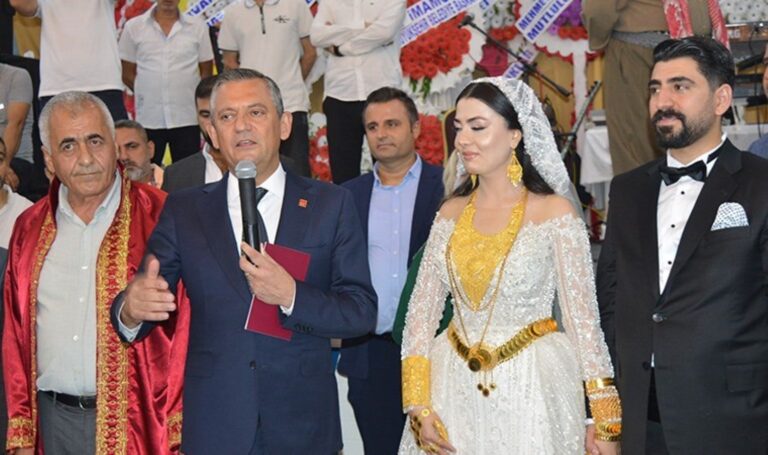 CHP Genel Başkanı Özgür Özel: Mardin halkı artık bizi selamlamakla kalmayacak, oy da verecek – Son Dakika Siyaset Haberleri