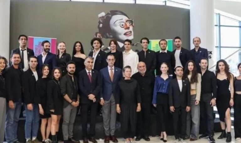 Beşikçioğlu ve Kopan, Etimesgut Şehir Tiyatroları Festivali'nde sohbet etti: “Konumuz Ankara!” – Kültür ve sanata dair son dakika haberleri