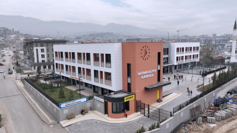 Asrın felaketinin ardından afetlere dirençli okul inşa ettik