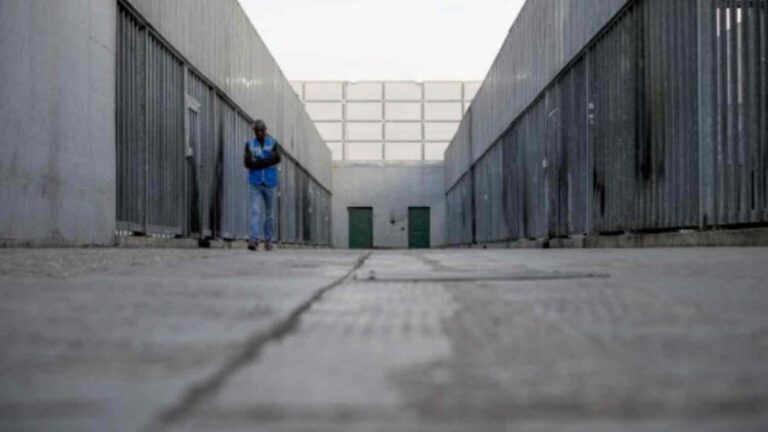 İtalya 10 bin mahkumu tahliye etmeye hazırlanıyor