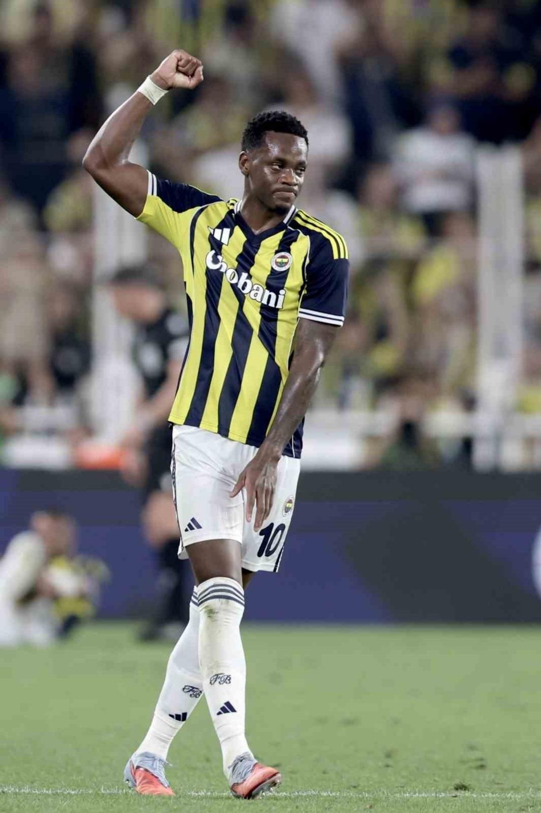 Fenerbahçe'den Şampiyonlar Ligi'ne büyük bir dönüş! Sarı Lacivertliler Feyenoord arkadan geldi ve yendi ve adını bir sonraki tura yaptı ... 3