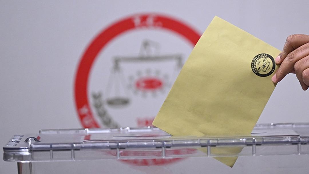 Son seçim anketi yayınlandı! CHP ve AK partisi arasındaki fark dikkat çekti ... Gürsel Tekin 2'nin sorusuna olağanüstü bir cevap