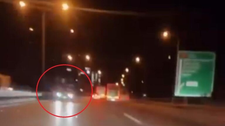 Ters yönde uyarılara aldırış etmeden ilerleyen sürücü kamyona çarptı